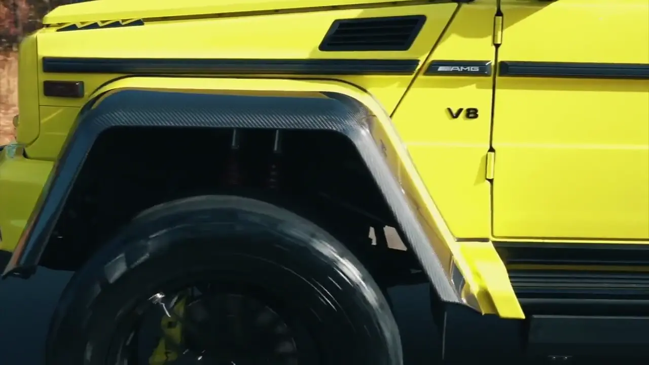 Opening frame of the LUX automotive film